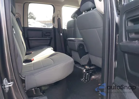 2015 Ram 1500 Express z USA, uszkodzony, nr VIN 1C6RR7FT7FS679549